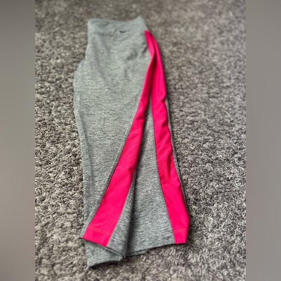 Women’s NIKE Dri-Fit Cropped Pants Gray Heathered Stretch Waist Pull On Size L - Picture 4 of 8